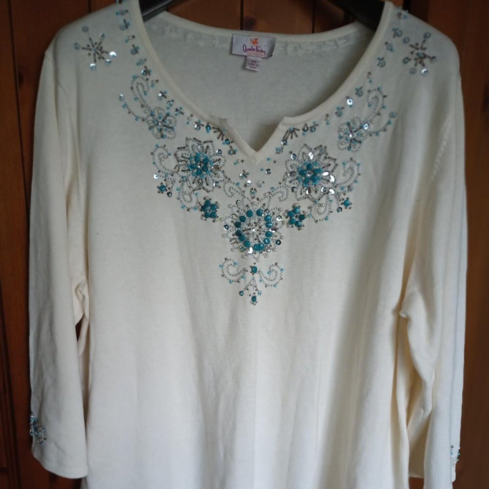 EUC 2X Quacker Factory 3/4 Sleeve Cream Sweater w/ Beads on Neckline and Sleeves
